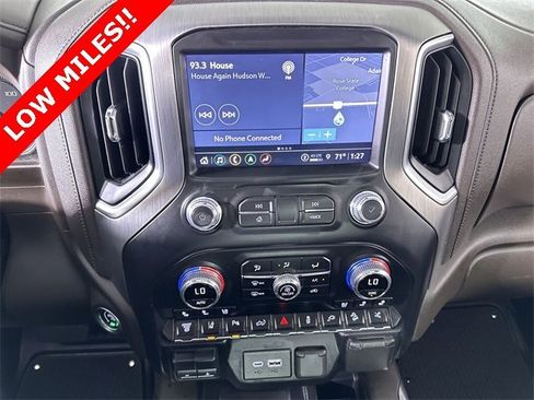 Used 2022 GMC Sierra 2500 Denali w/ Denali Ultimate Package image 13
