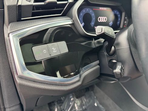 Used 2020 Audi Q3 2.0T Premium Plus w/ Premium Plus Package image 27