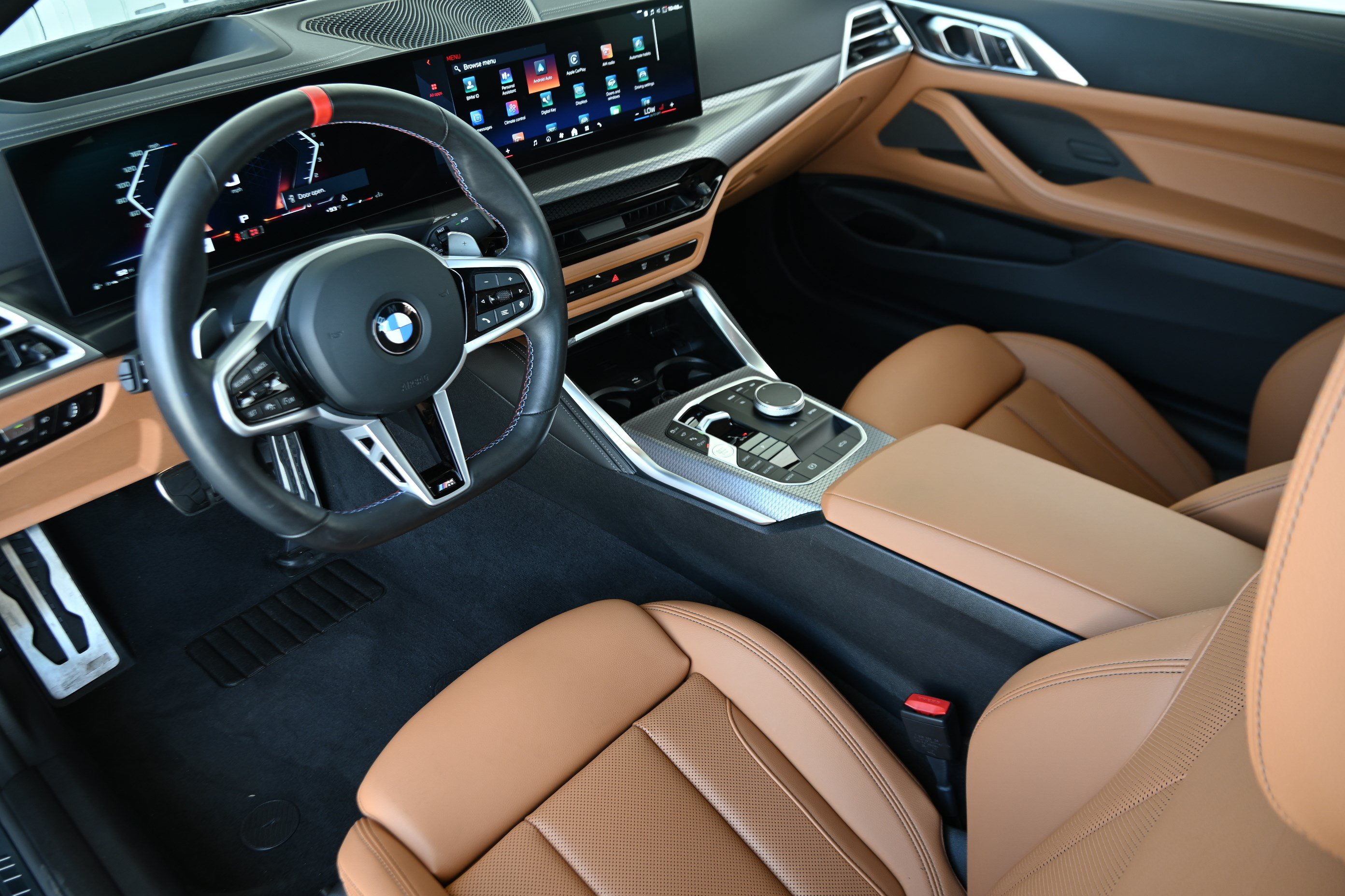 Used 2026 BMW M440i Convertible w/ Premium Package RWD image 16