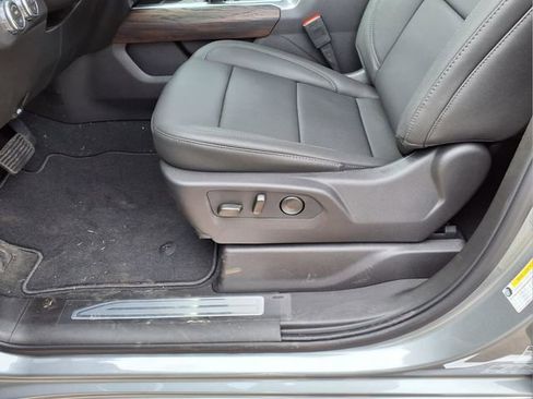 New 2026 GMC Sierra 1500 SLT image 20