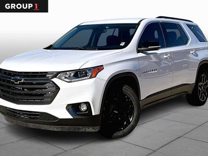 Used 2021 Chevrolet Traverse LT