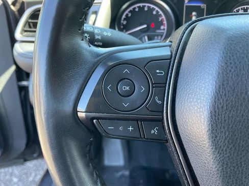 Used 2024 Toyota Camry SE FWD image 16