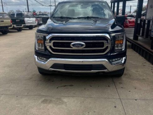 Used 2023 Ford F150 XLT image 2