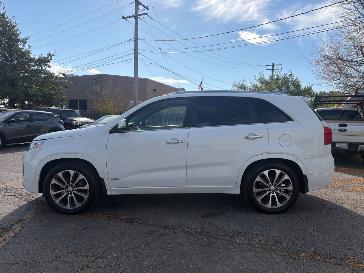 Used 2014 Kia Sorento SX w/ 3rd Row Package AWD/4WD image 3