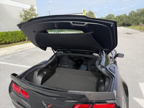 Used 2019 Chevrolet Corvette Grand Sport w/ Carbon Flash Badge Package image 34