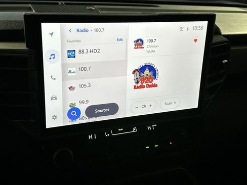 Used 2023 Toyota Sequoia Limited image 23