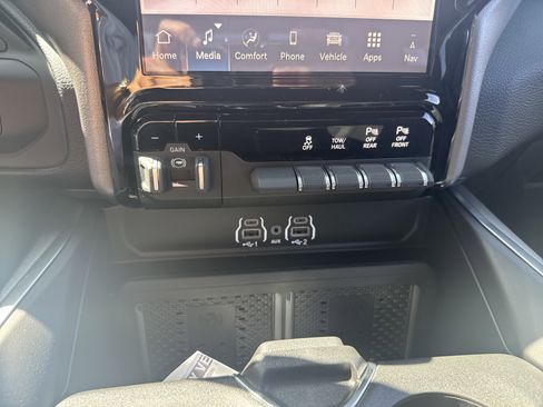 New 2026 RAM 2500 Big Horn image 24