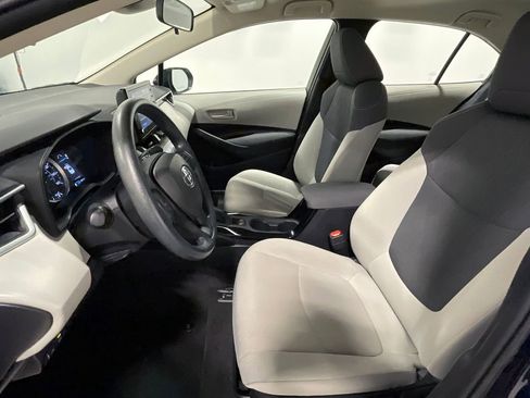 Used 2022 Toyota Corolla LE w/ Carpet Mat Package (TMS) image 3