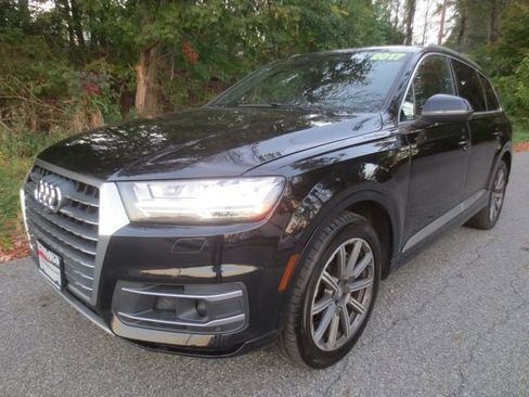 Used 2017 Audi Q7 3.0T Prestige image 1