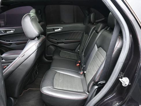 Used 2020 Ford Edge ST-Line FWD image 26
