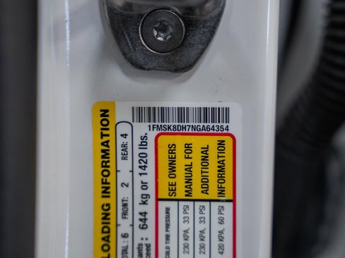 Used 2022 Ford Explorer XLT w/ Equipment Group 202A image 48