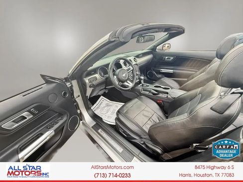 Used 2020 Ford Mustang Premium RWD image 17