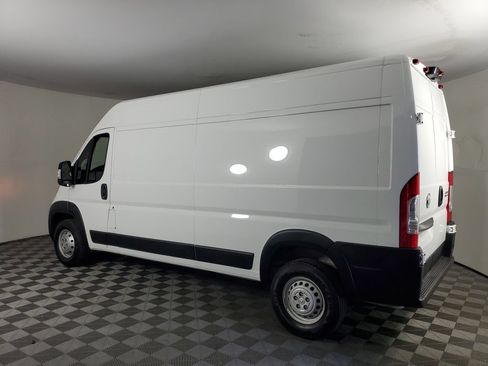 Used 2025 RAM ProMaster 2500 w/ Convenience Group FWD image 6