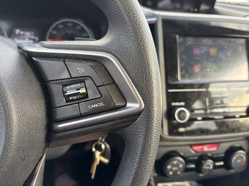 Used 2018 Subaru Impreza 2.0i Premium image 35