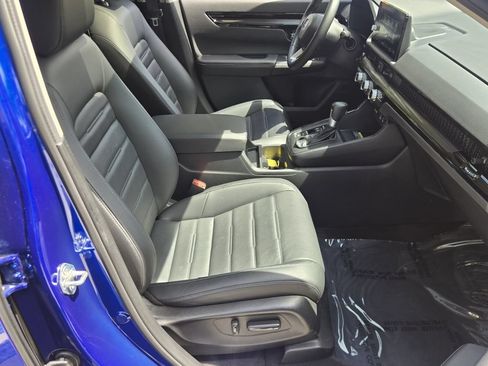 Used 2025 Honda CR-V EX-L image 17