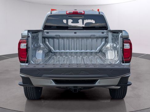 New 2026 GMC Canyon Elevation w/ Convenience Package image 9