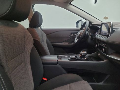 Used 2023 Nissan Rogue SV image 21