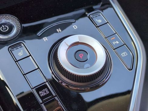 New 2026 Kia Niro Wind FWD image 16