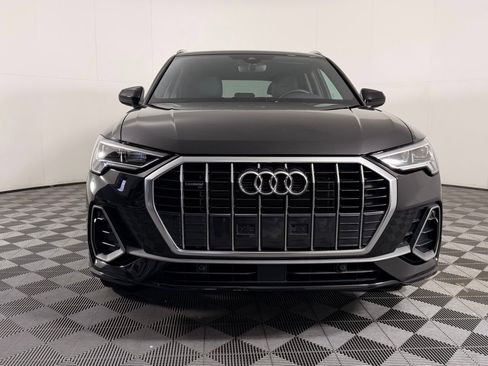 Certified 2023 Audi Q3 2.0T Premium w/ Convenience Package AWD/4WD image 2