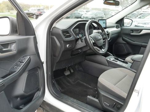 Used 2022 Ford Escape SE w/ Convenience Package AWD/4WD image 12