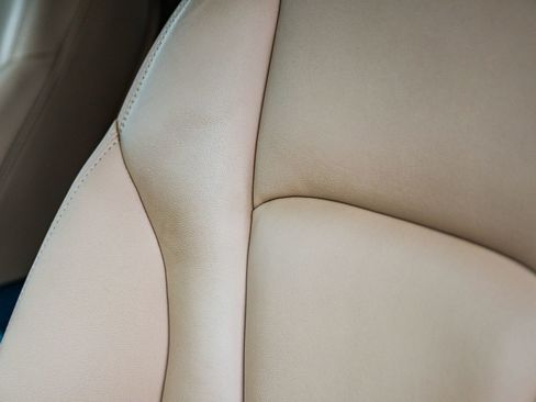 Used 2023 Audi Q8 Premium w/ Convenience Package image 28