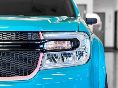 Used 2022 Ford Maverick XL image 5