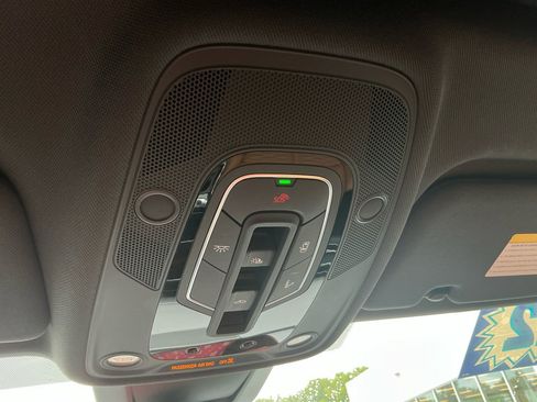 Used 2022 Audi RS Q8 image 36