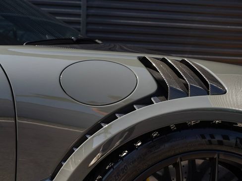 Certified 2018 Porsche 911 GT2 RS RWD image 17