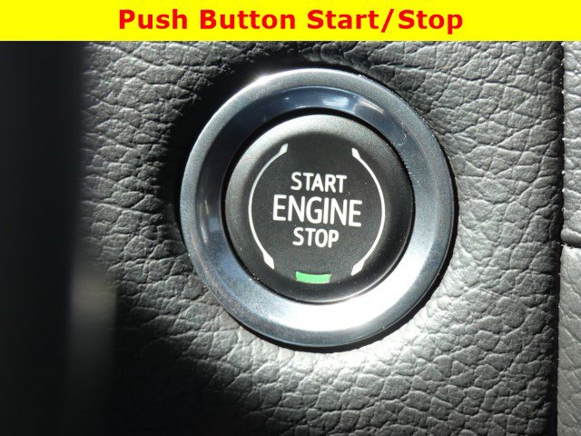 Used 2023 GMC Yukon XL Denali AWD/4WD image 22