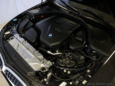 Used 2023 BMW 330i xDrive Sedan w/ Convenience Package AWD/4WD image 35