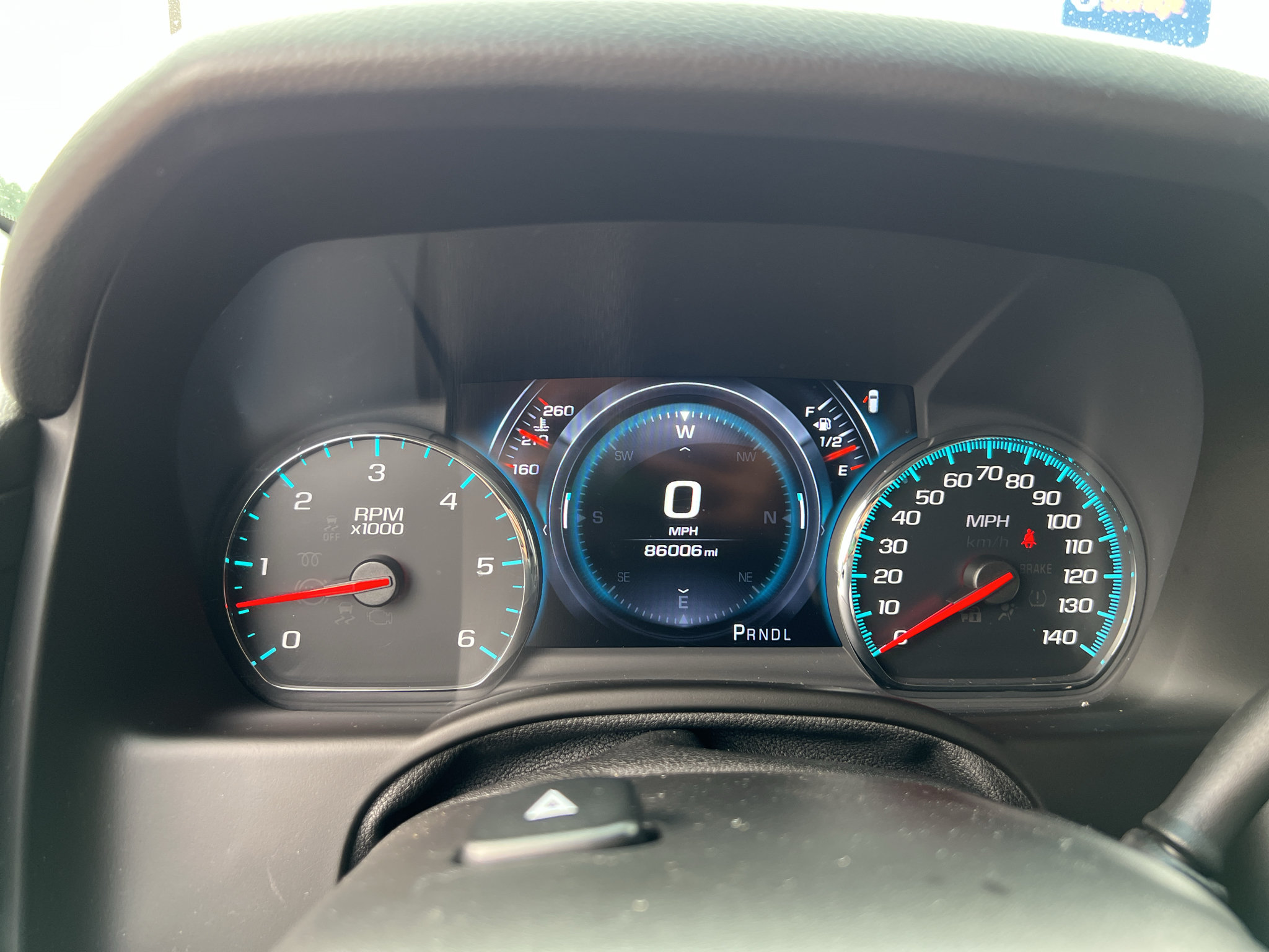 Used 2018 Chevrolet Tahoe Premier AWD/4WD image 14