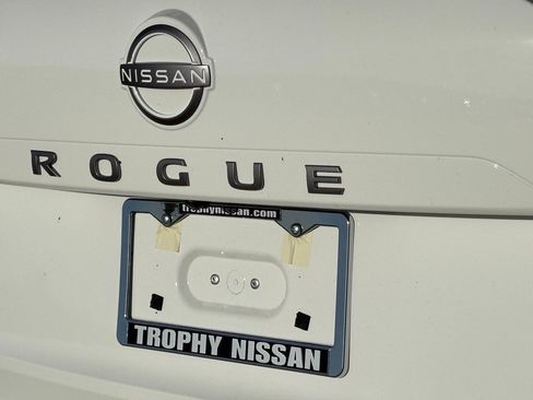 New 2026 Nissan Rogue S image 8