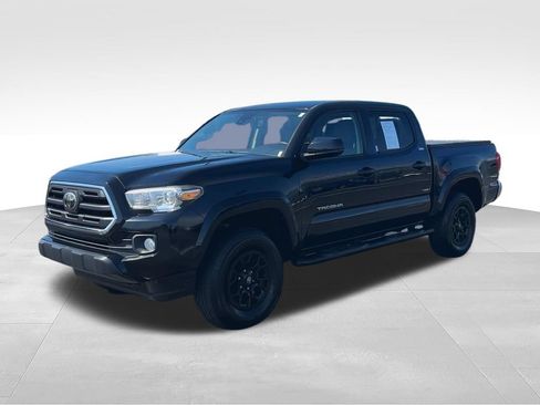 Used 2019 Toyota Tacoma SR5 AWD/4WD image 4