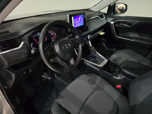Used 2024 Toyota RAV4 XLE image 18
