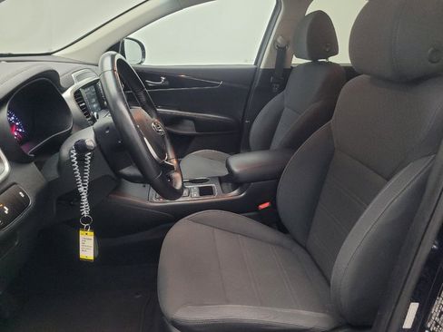Used 2020 Kia Sorento S FWD image 17