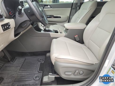 Used 2019 Kia Sportage EX w/ EX Technology Package image 17