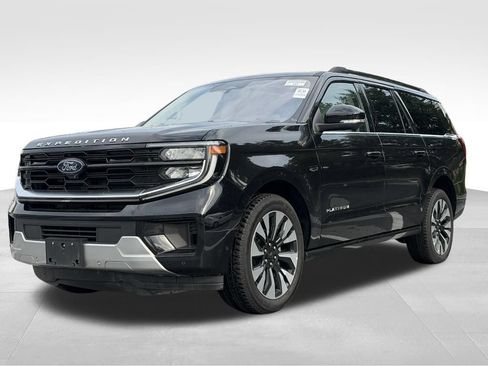 Used 2025 Ford Expedition Max Platinum w/ Driver's Package AWD/4WD image 3