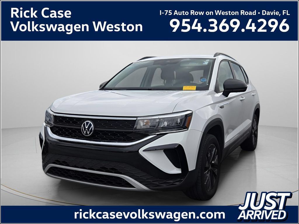 Used 2024 Volkswagen Taos S FWD image 1