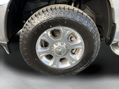 Used 2024 RAM 3500 Big Horn AWD/4WD image 22