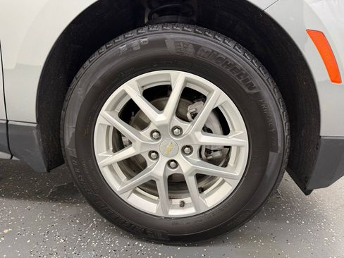 Used 2023 Chevrolet Equinox LS w/ LS Convenience Package FWD image 21