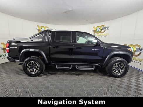 Used 2023 Chevrolet Colorado ZR2 w/ ZR2 Convenience Package III AWD/4WD image 11