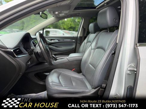 Used 2019 Buick Enclave Essence AWD/4WD image 14