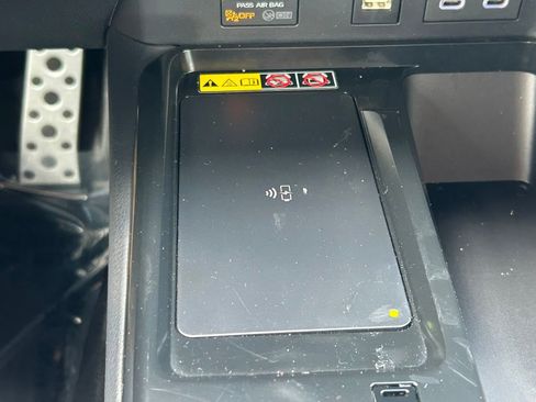 Certified 2025 Toyota Camry SE image 30