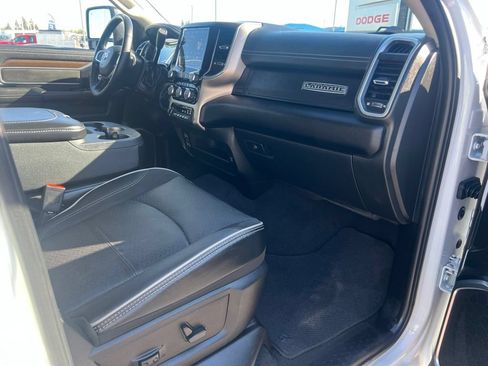 Used 2024 RAM 2500 Laramie w/ Safety Group AWD/4WD image 43