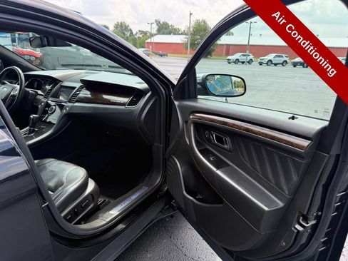Used 2019 Ford Taurus Limited FWD image 39