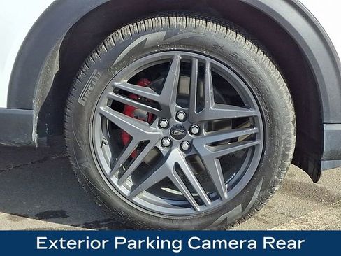 Used 2025 Ford Explorer ST-Line w/ ST-Line Street Pack image 11