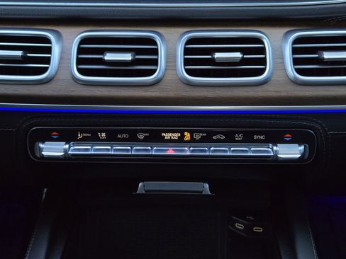 Used 2024 Mercedes-Benz GLE 53 AMG 4MATIC image 14