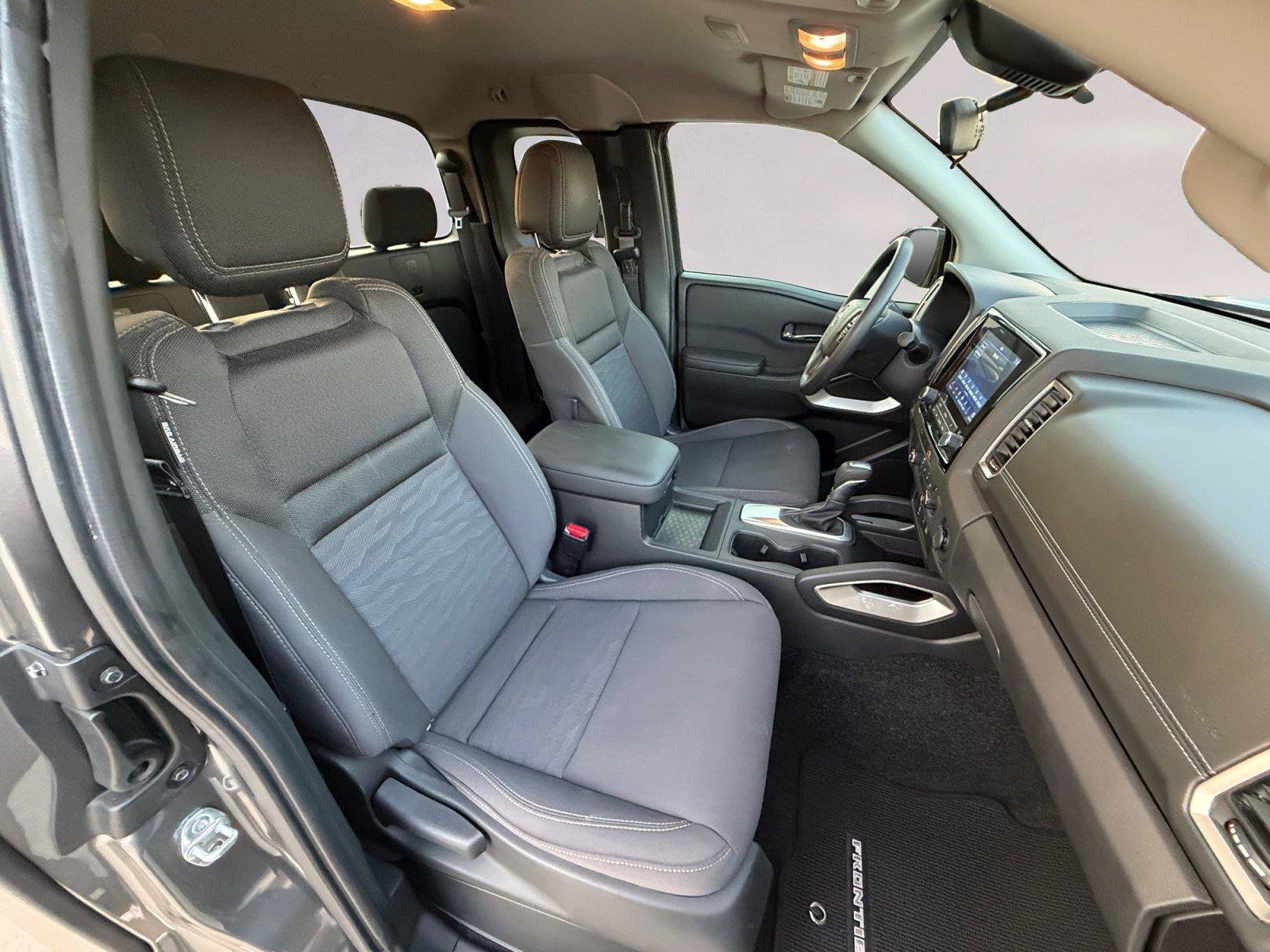 Used 2024 Nissan Frontier SV w/ Technology Package RWD image 15