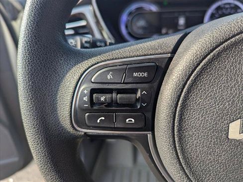 Used 2022 Kia Niro LX FWD image 14