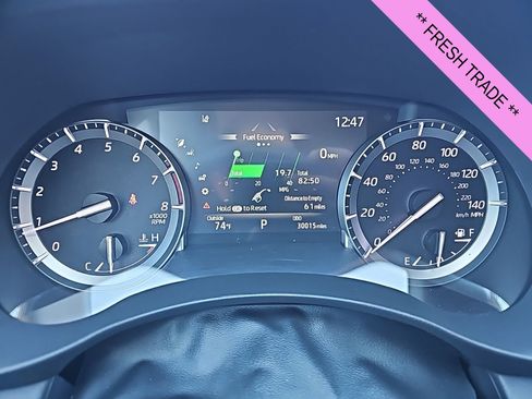 Used 2022 Toyota Highlander Platinum image 6